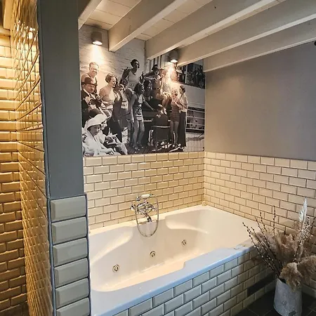 Bed & Breakfast Boutique Droomkerke 4*